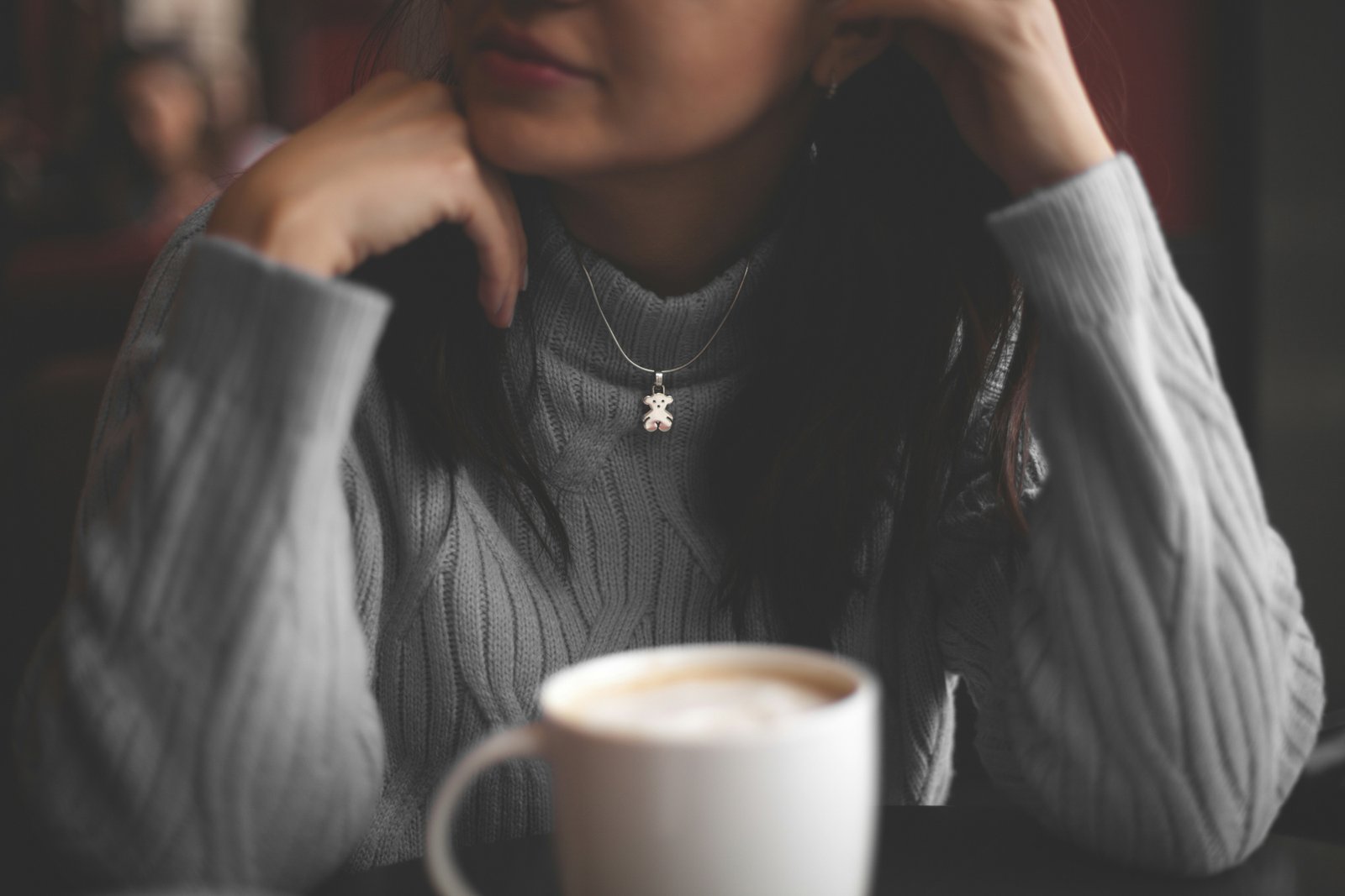 Kaffeefleck auf Stoff