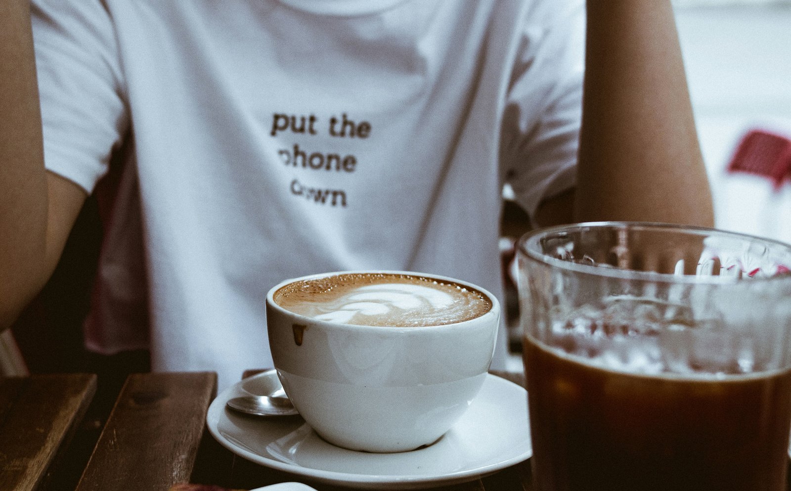 Kaffeefleck auf Kleidung